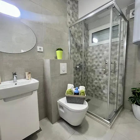 Green Apartment Skopje Buitenkant foto