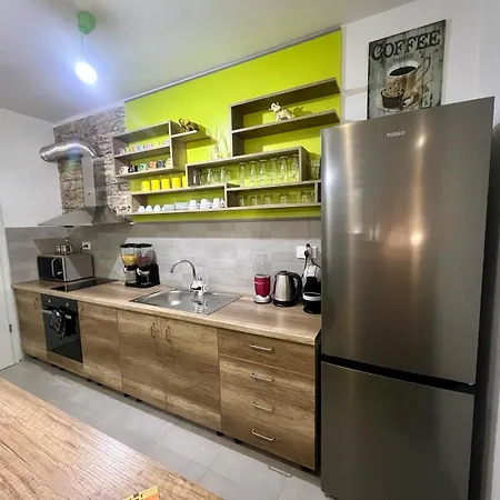 Green Apartment Skopje Buitenkant foto