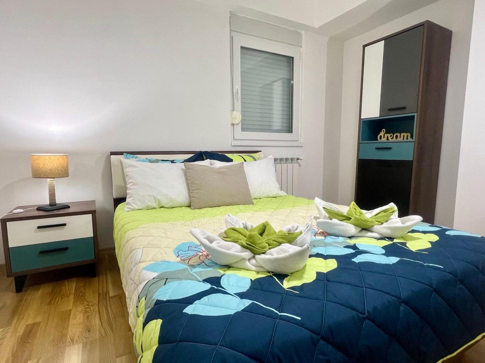 Green Apartment *
