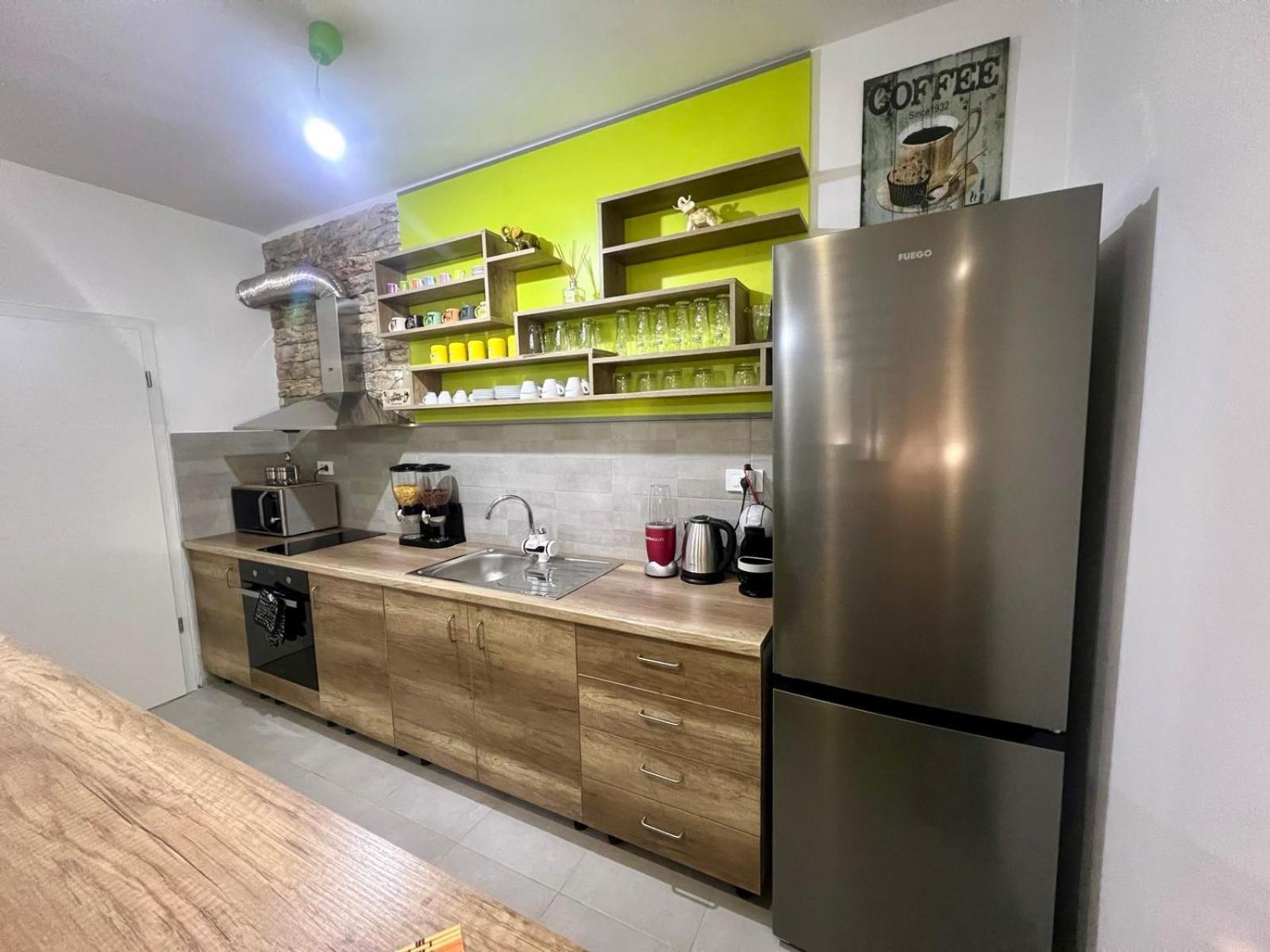 Green Apartment Appartement Skopje